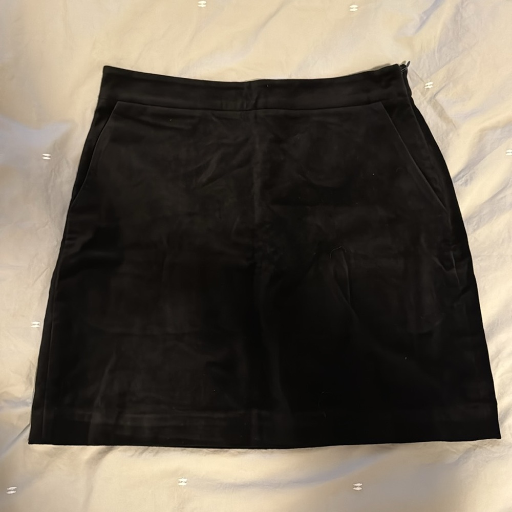 & Other Stories Velvet Mini Skirt (US 6)